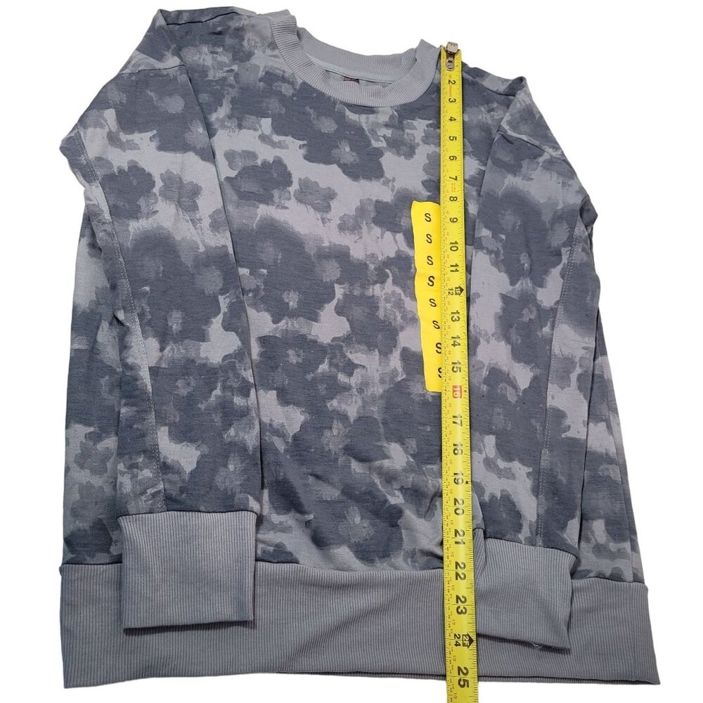Mondetta Women Camouflage Print Crewneck Long Sleeve Sweatshirt Gray Size Small - Picture 11 of 11